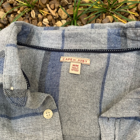 Cape Juby Shirt size Medium Button up long sleeve - Picture 3 of 6